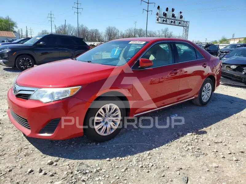 2014 Toyota CAMRY фото