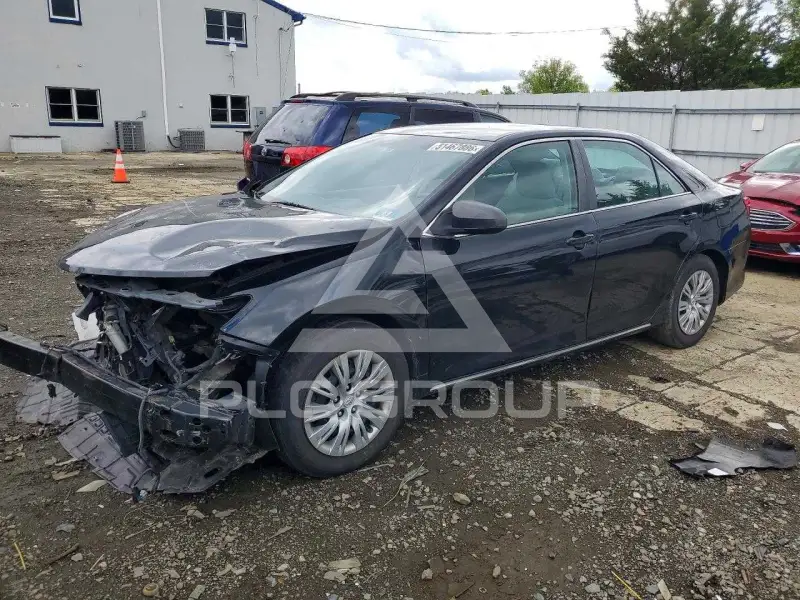 2014 Toyota CAMRY фото
