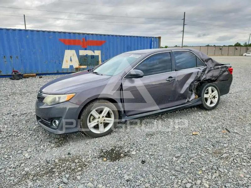 2014 Toyota CAMRY фото