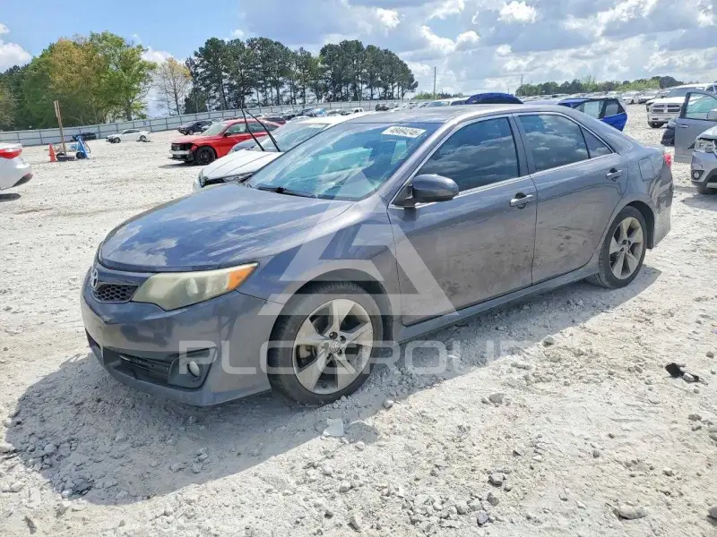 2014 Toyota CAMRY photo