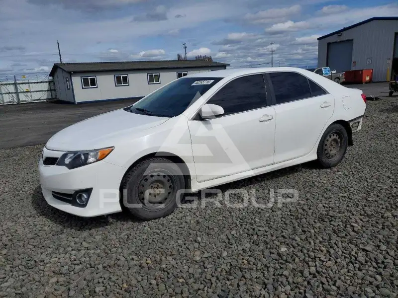 2014 Toyota CAMRY фото