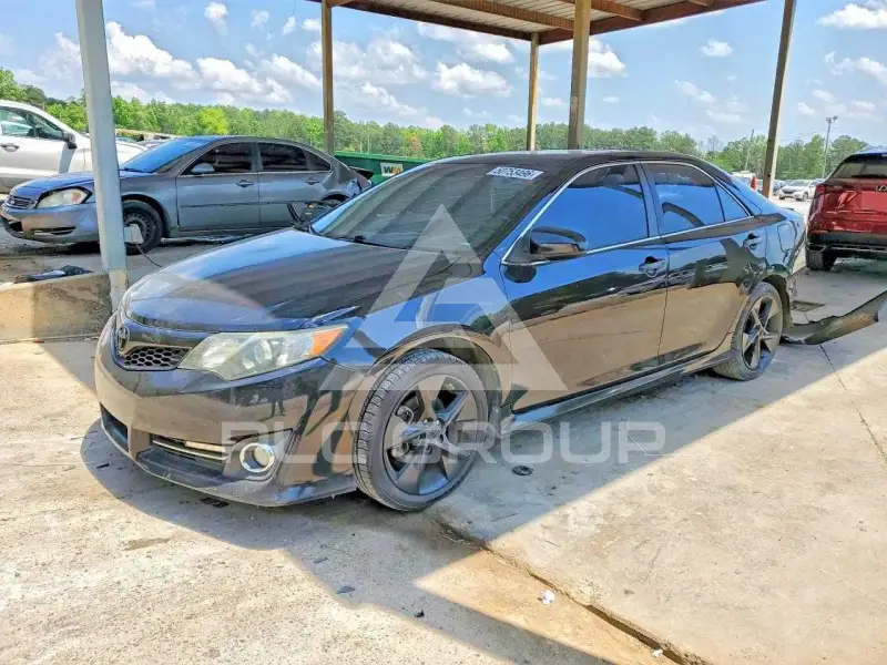 2014 Toyota CAMRY photo