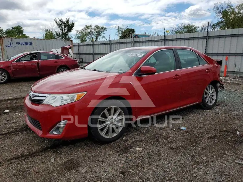 2014 Toyota CAMRY фото