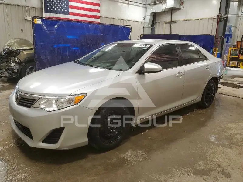 2014 Toyota CAMRY photo