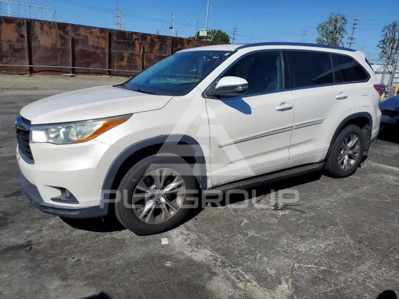 2014 Toyota Highlander фото