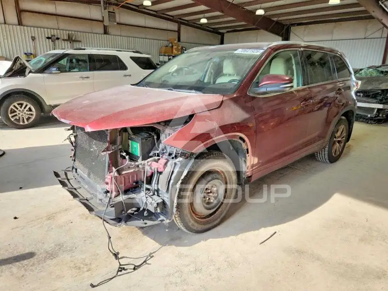 2014 Toyota Highlander photo