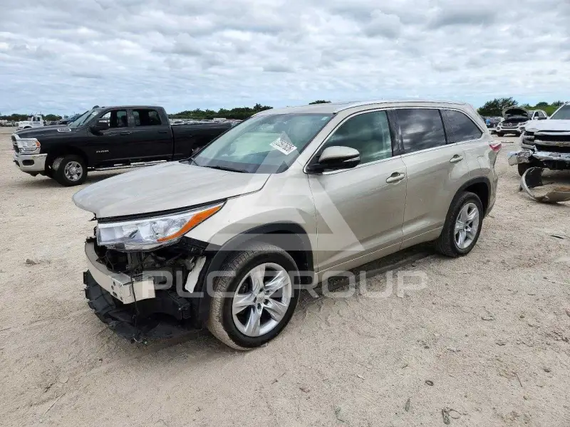 2014 Toyota Highlander фото