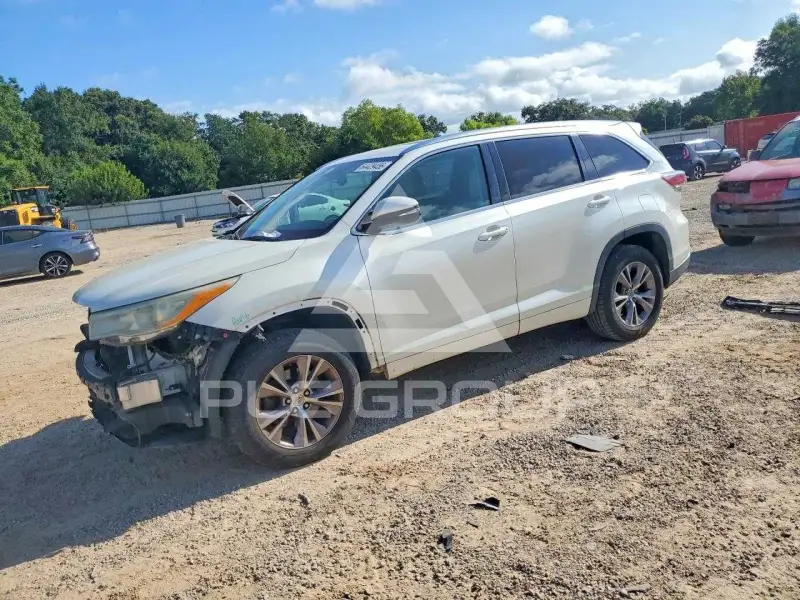 2014 Toyota Highlander фото