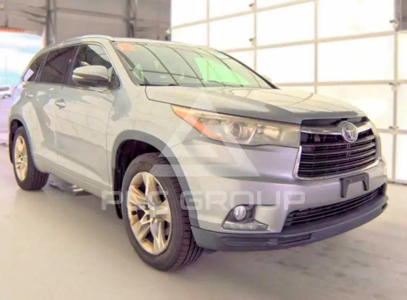 2014 Toyota Highlander photo
