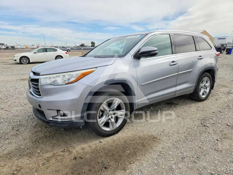 2014 Toyota Highlander photo