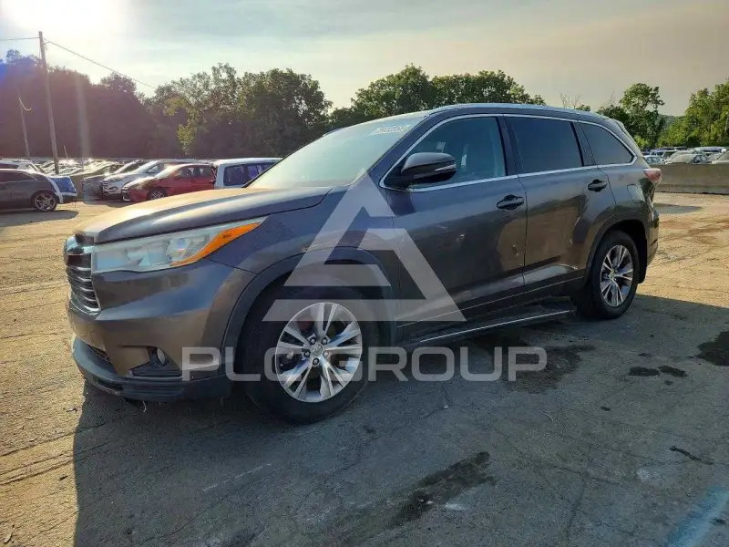 2014 Toyota Highlander photo
