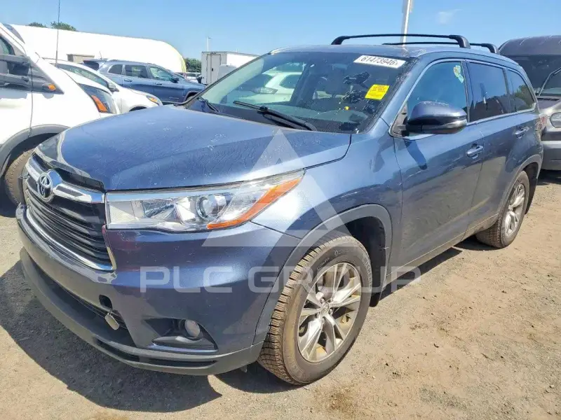 2014 Toyota Highlander photo