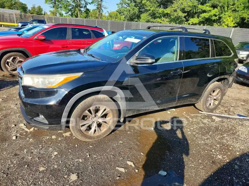 2014 Toyota Highlander фото