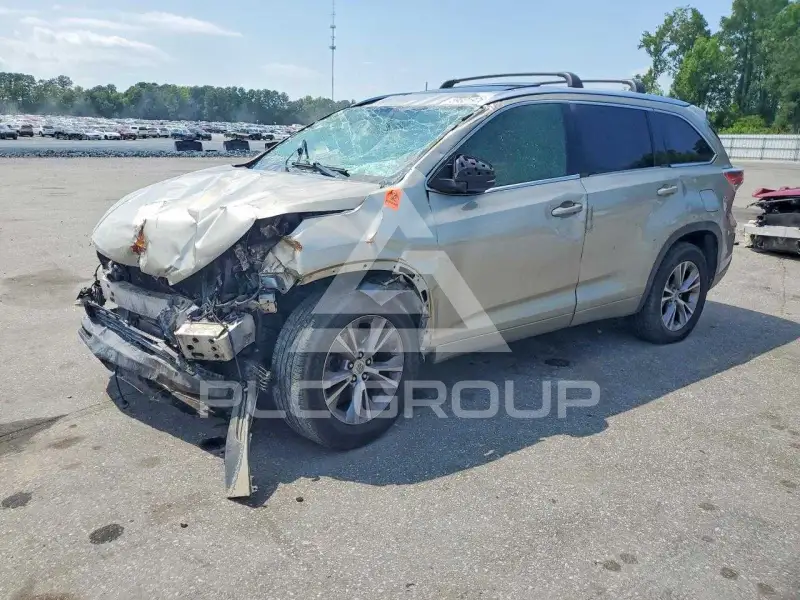 2014 Toyota Highlander фото
