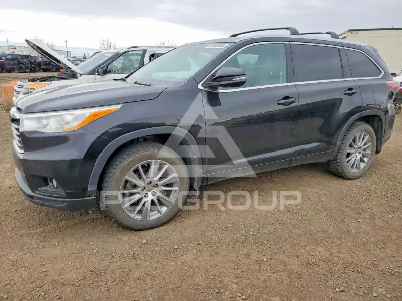 2014 Toyota Highlander photo