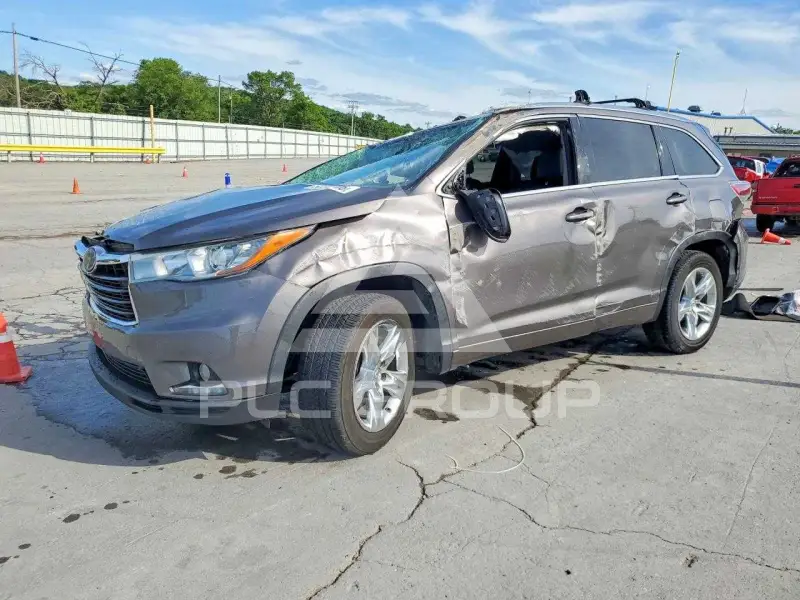 2014 Toyota Highlander photo