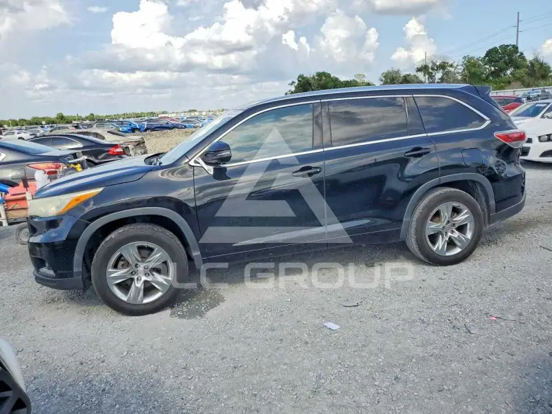 2014 Toyota Highlander photo