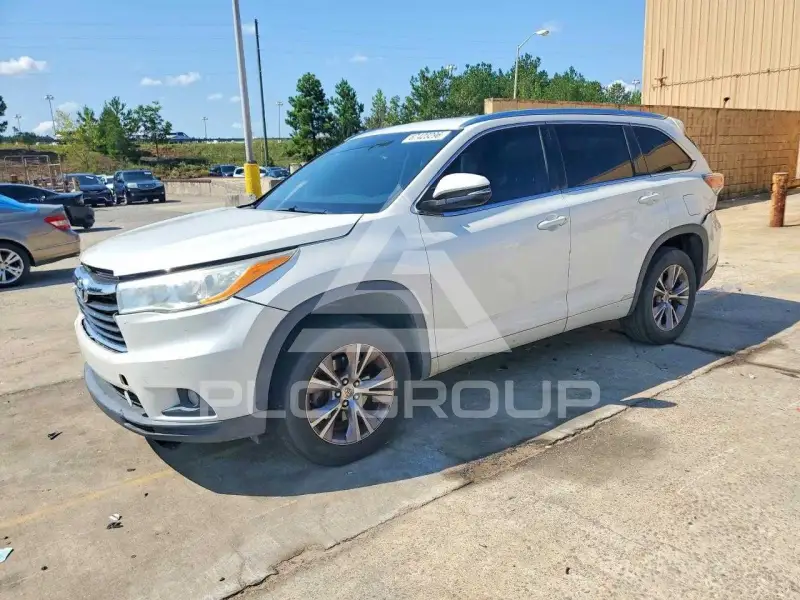 2014 Toyota Highlander photo