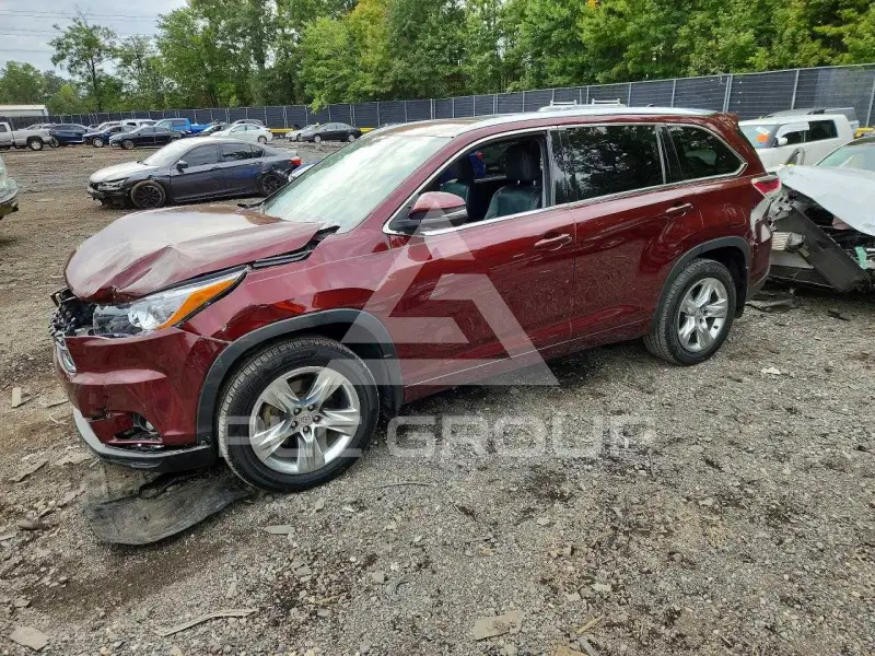 2014 Toyota Highlander photo