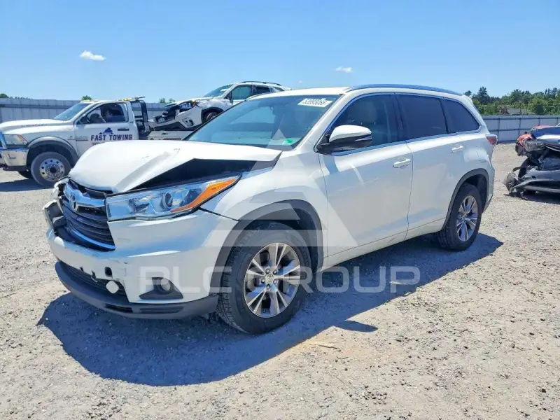 2014 Toyota Highlander фото