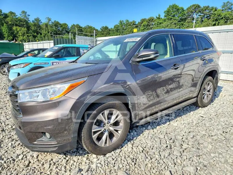 2014 Toyota Highlander photo