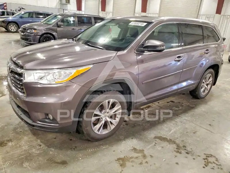 2014 Toyota Highlander photo