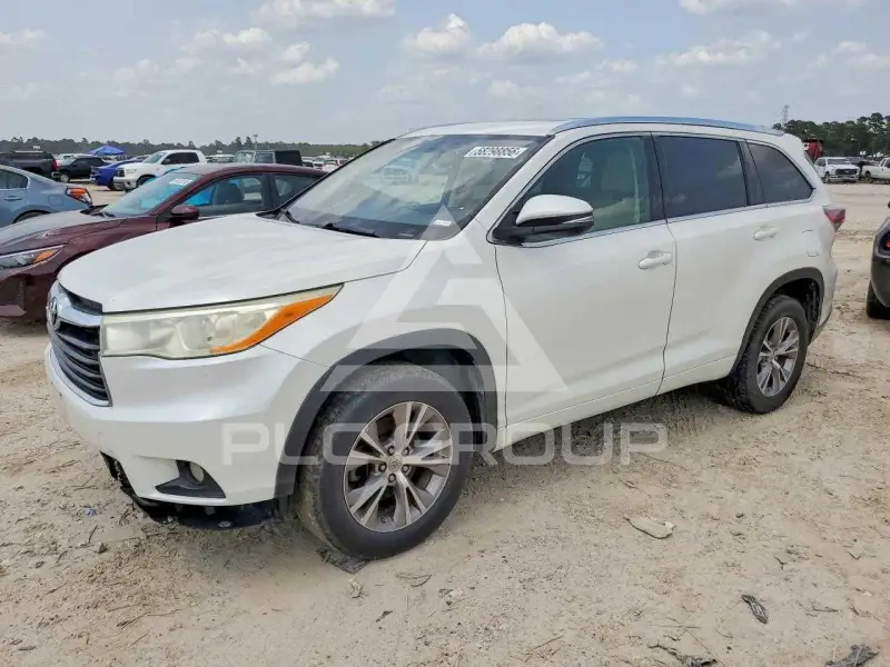 2014 Toyota Highlander photo