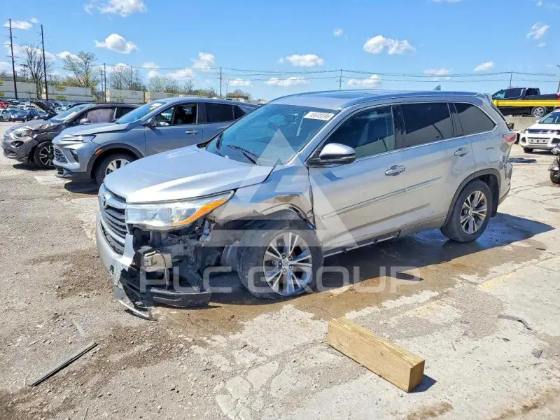 2014 Toyota Highlander фото