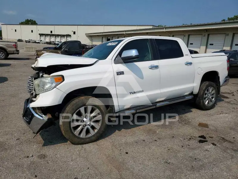 2014 Toyota TUNDRA photo