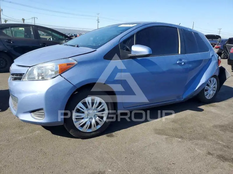 2014 Toyota YARIS фото
