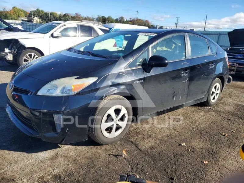 2014 Toyota PRIUS фото