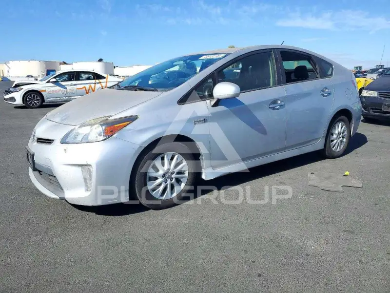 2014 Toyota PRIUS фото