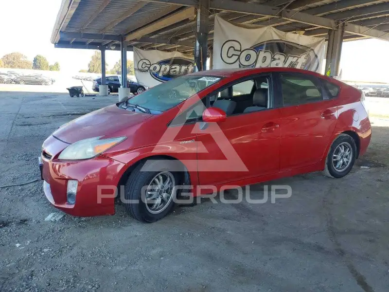 2014 Toyota PRIUS фото