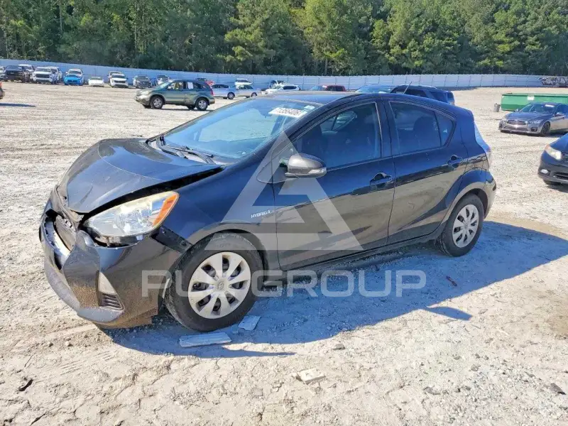 2014 Toyota PRIUS фото