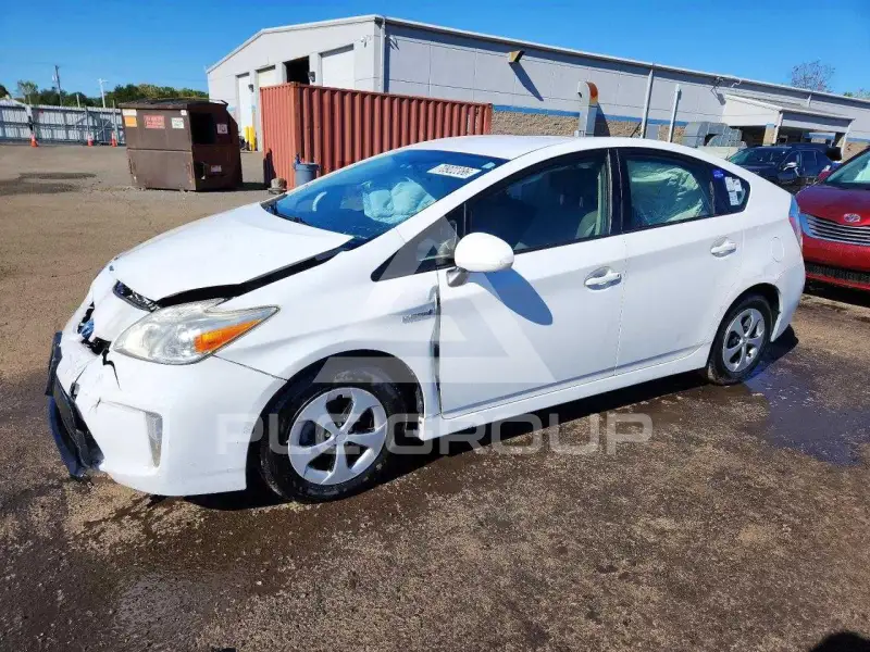 2014 Toyota PRIUS photo