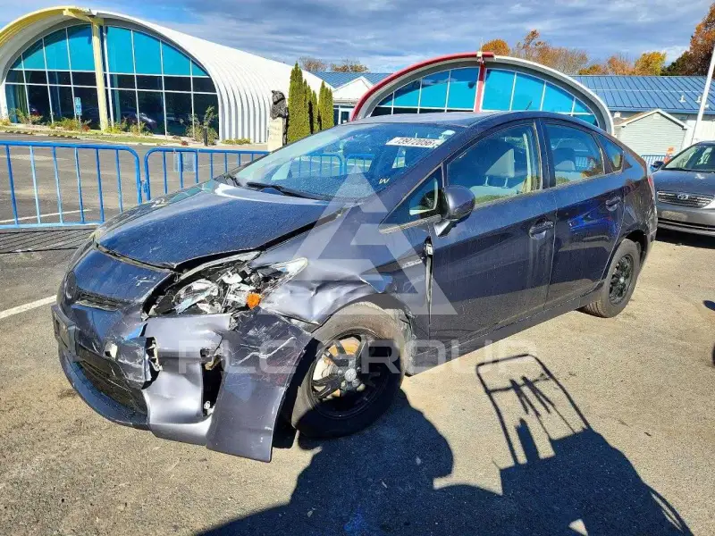2014 Toyota PRIUS фото