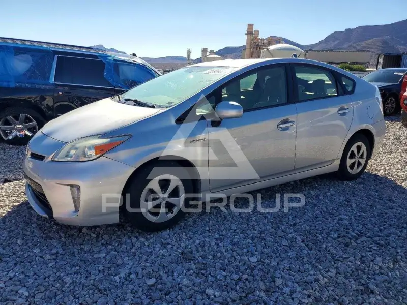 2014 Toyota PRIUS фото