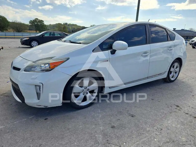 2014 Toyota PRIUS фото