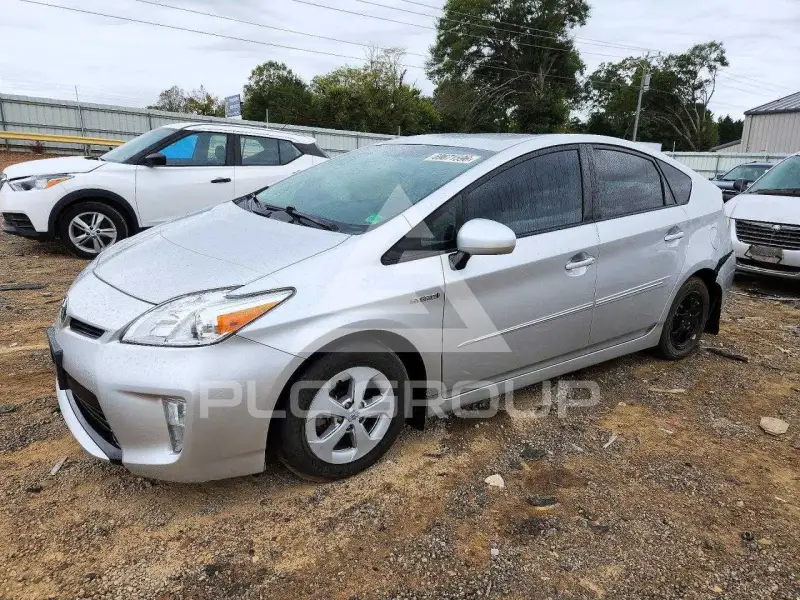 2014 Toyota PRIUS фото