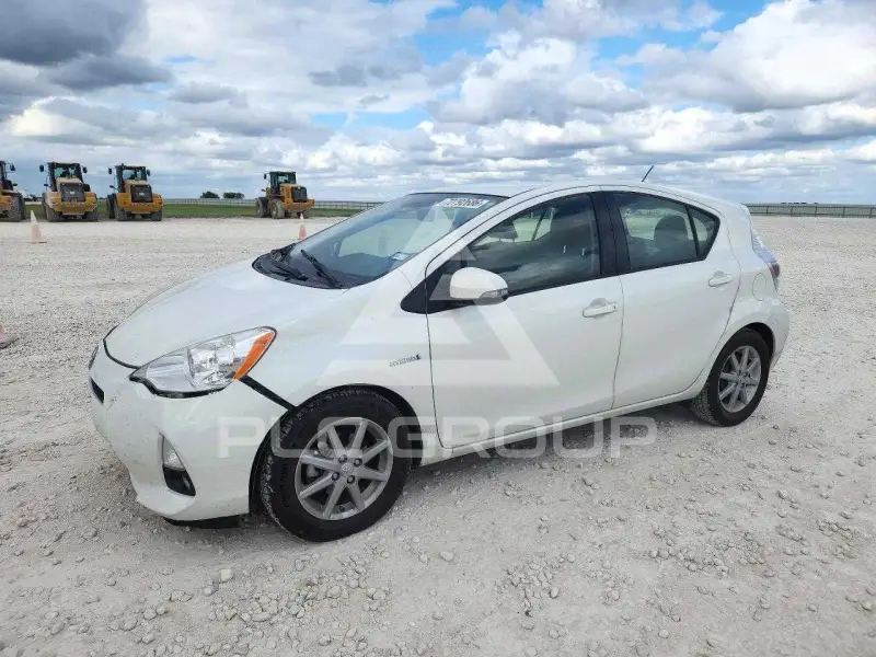 2014 Toyota PRIUS фото