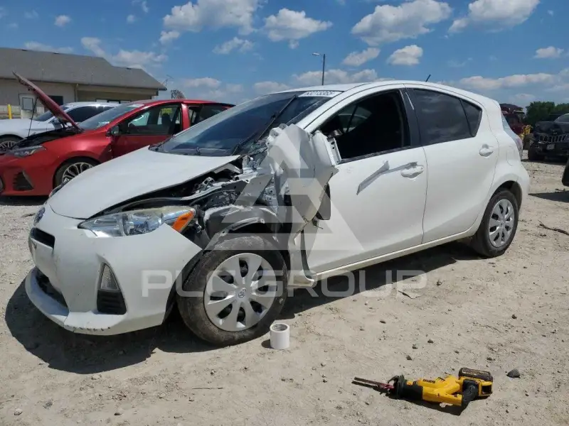 2014 Toyota PRIUS photo