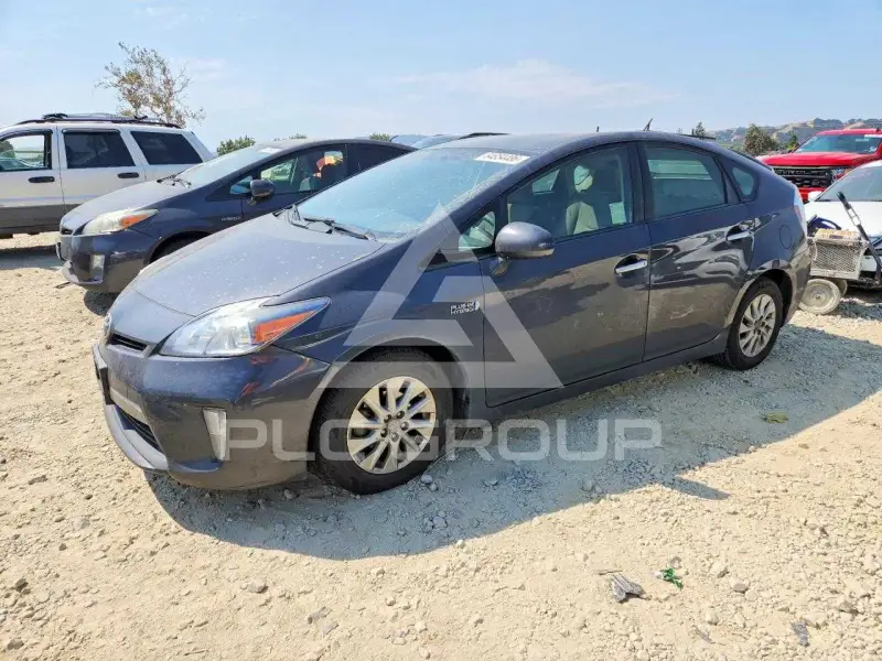 2014 Toyota PRIUS фото