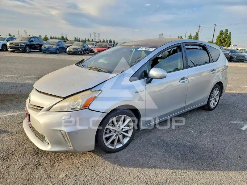 2014 Toyota PRIUS фото