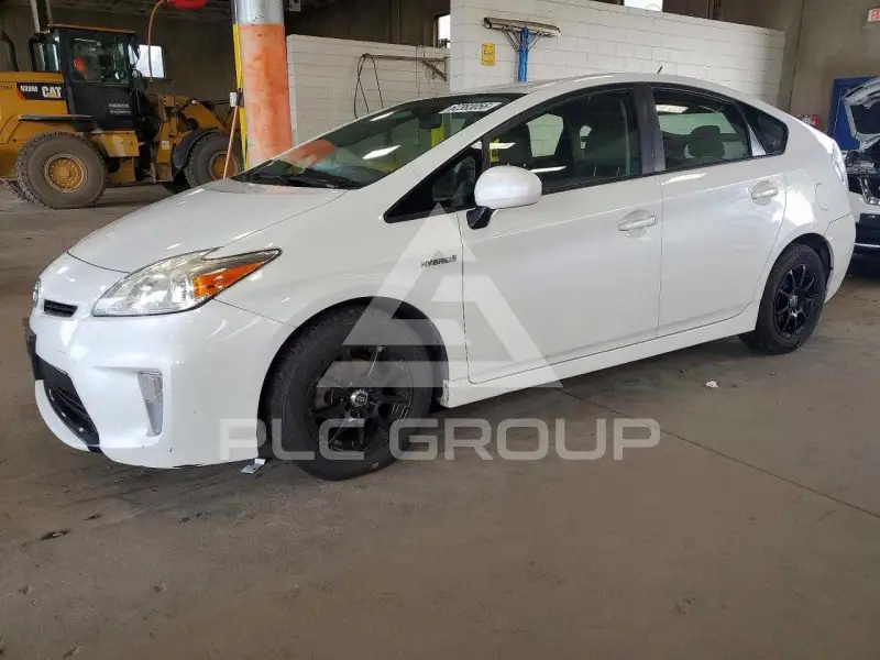 2014 Toyota PRIUS фото