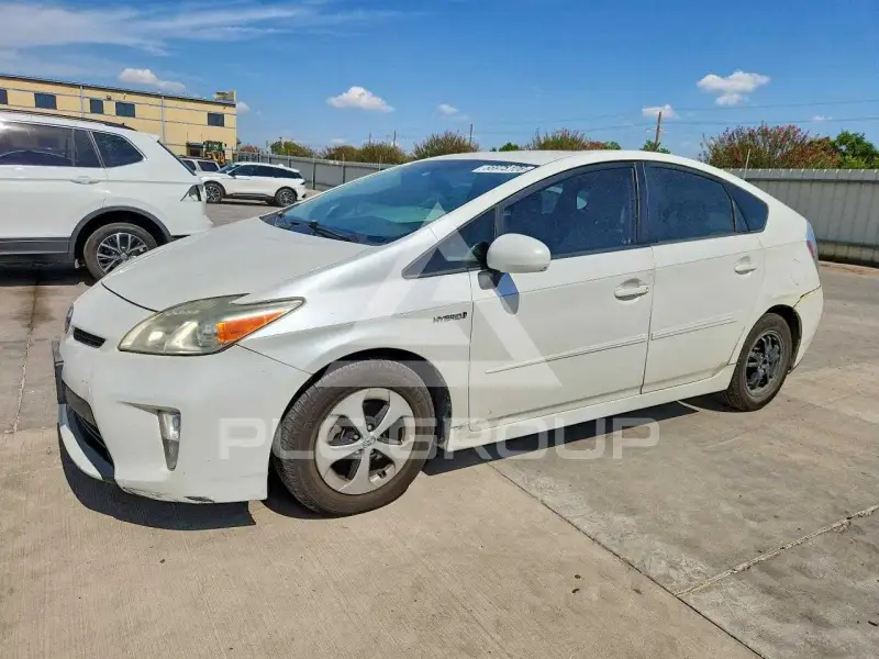2014 Toyota PRIUS фото