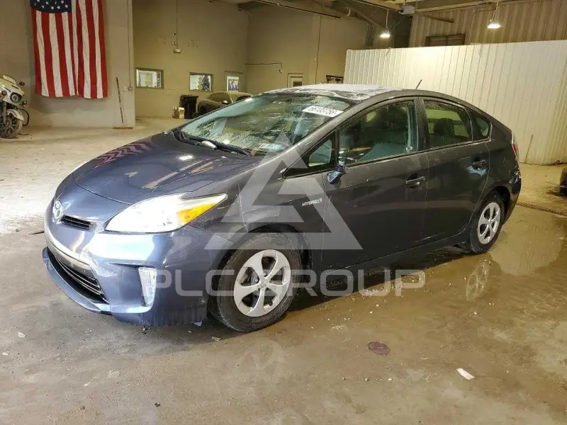 2014 Toyota PRIUS фото