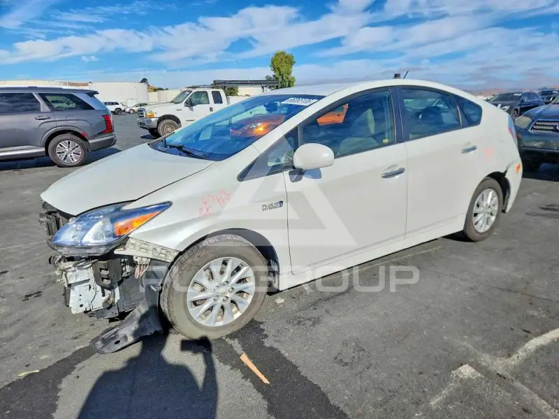 2014 Toyota PRIUS фото
