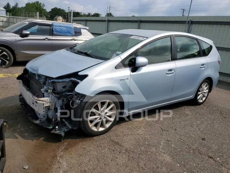 2014 Toyota PRIUS фото