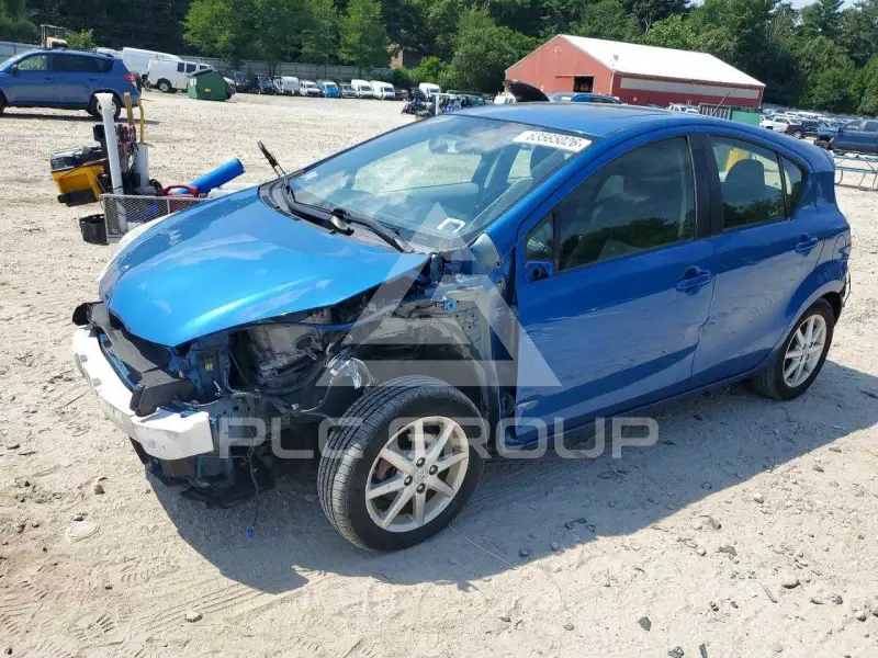 2014 Toyota PRIUS photo