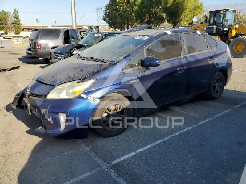2014 Toyota PRIUS фото